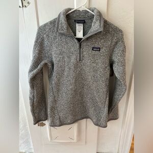 Women’s Patagonia 1/4 zip Size XS